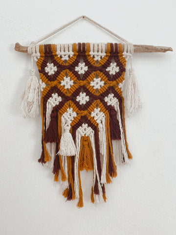 Macrame Wall hanging 70’s style